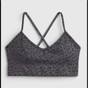 NWT GapFit Blackout Jacquard low impact sports bra